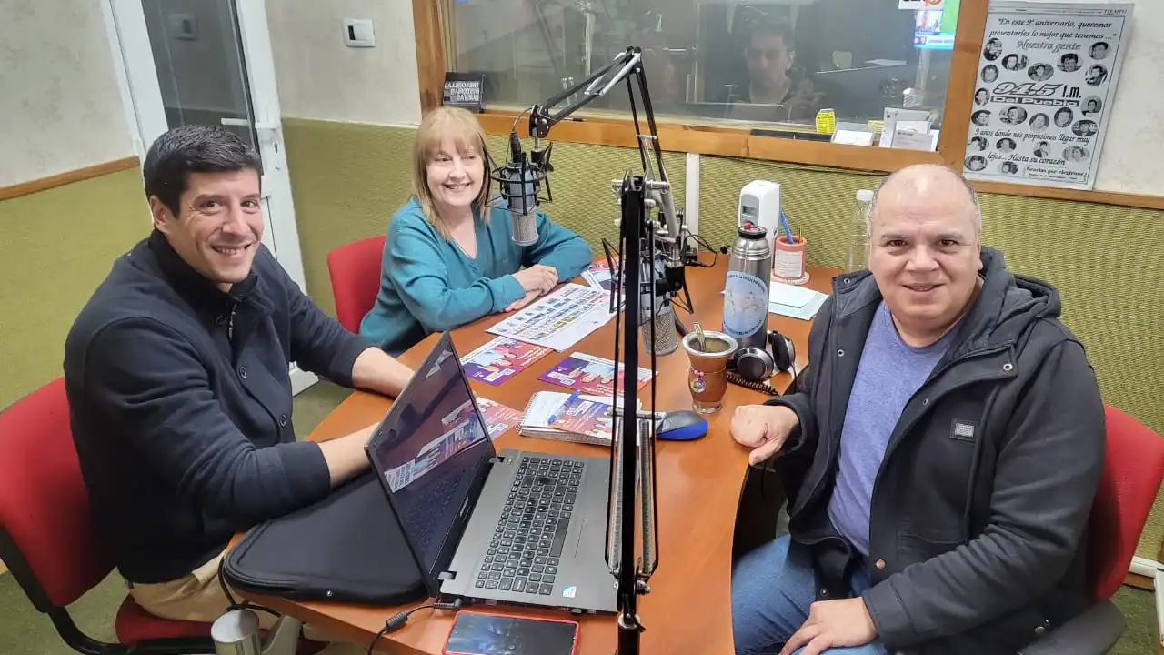 SOMOS FUEGUINOS Chispita Fadul y Ricardo Garramuño en Radio del Pueblo Río Grande